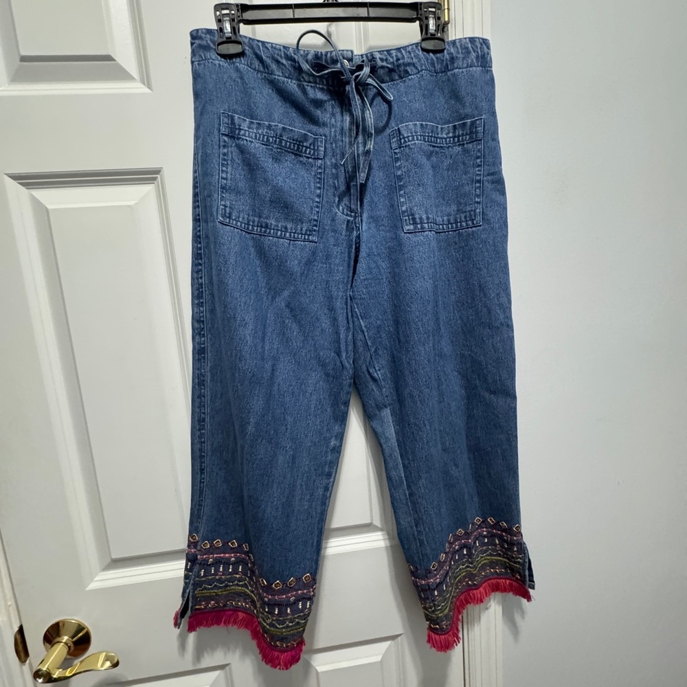 Agapo size M pants